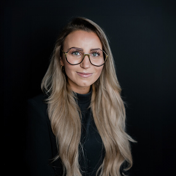 Hp platten optiker akustiker  0000s 0002 Alina Clemens